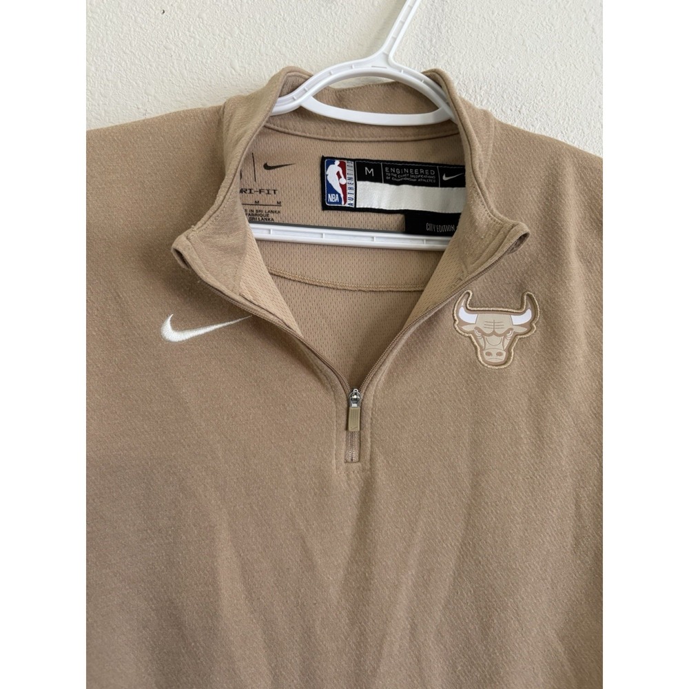 Nike NBA Chicago Bulls City Edition Quarter Zip Pullover Mens M Tan Dri Fit - Picture 5 of 11